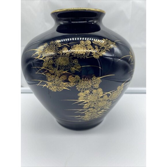 Japanese Cobalt Blue With Gold Floral Pattern Design Ceramic Vase 7" Tall - Picture 7 of 10